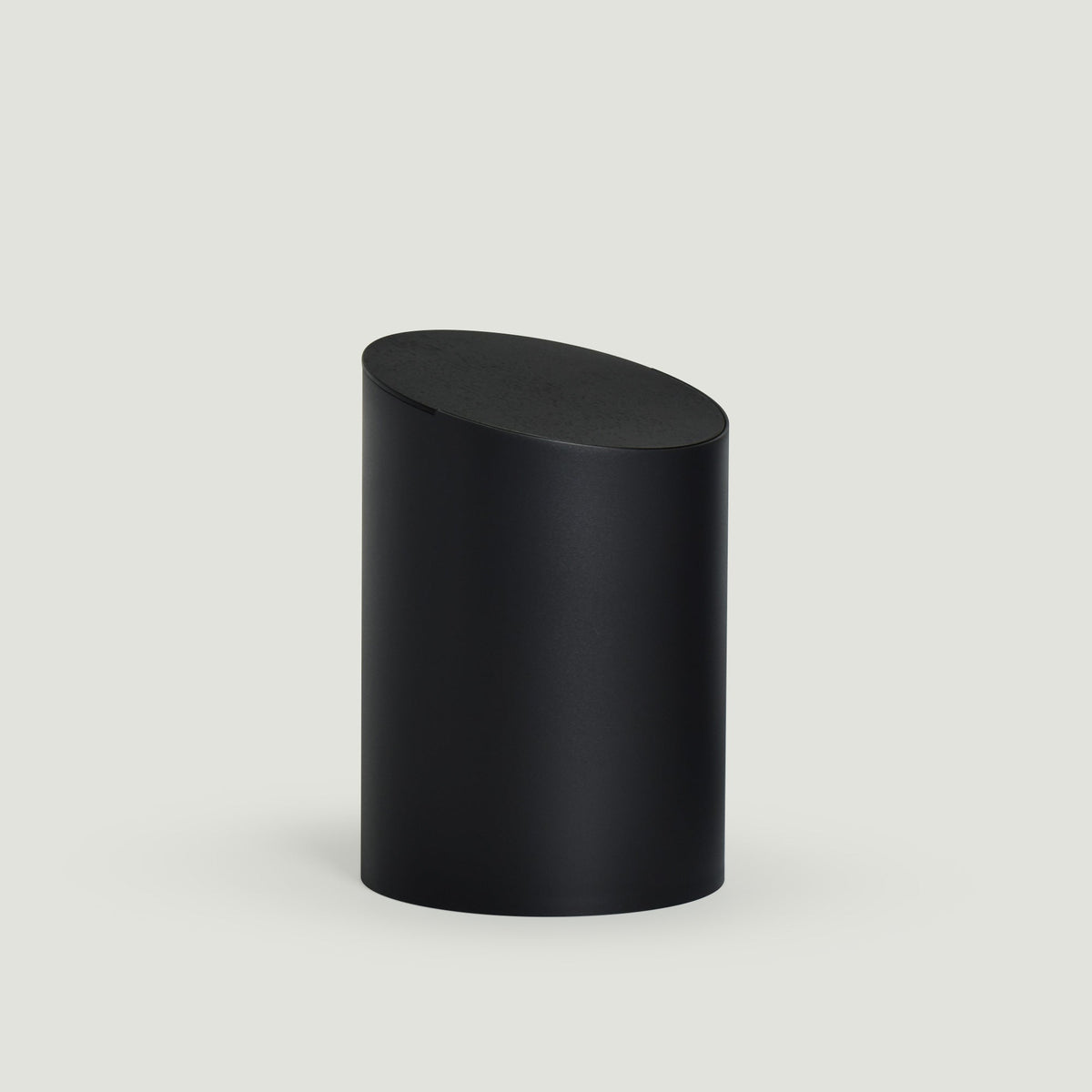 北欧デザインのおしゃれなゴミ箱 SWING BIN Sサイズ 5L 黒 ブラック
