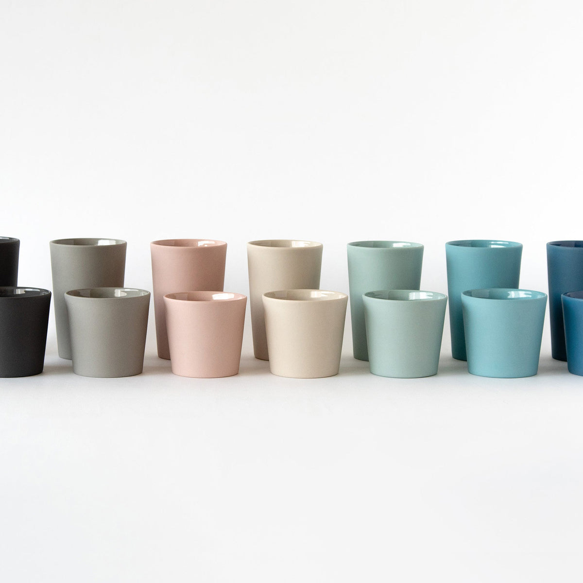 STONEWARE TUMBLER